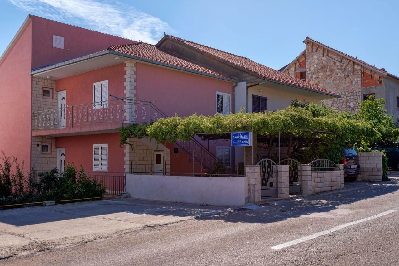 Apartments Ana Buratovic Stari Grad  Eksteriør bilde