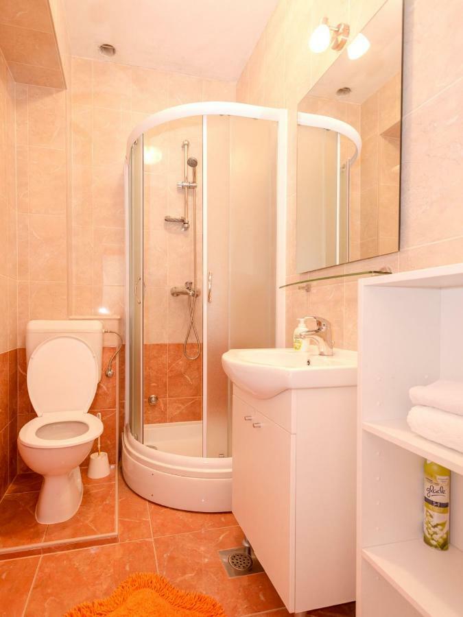 Apartments Ana Buratovic Stari Grad  Eksteriør bilde