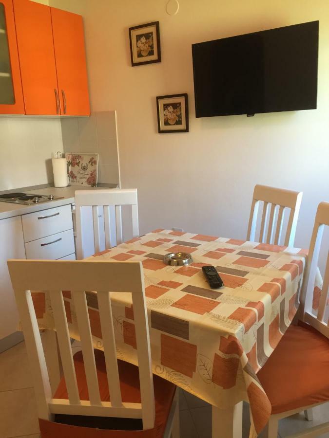 Apartments Ana Buratovic Stari Grad  Eksteriør bilde